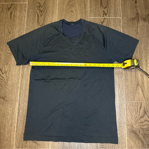 Lot Of 3 Lululemon Men’s Metal Vent Red Green Blue Short Sleeve Shirts Size M - Picture 11 of 14